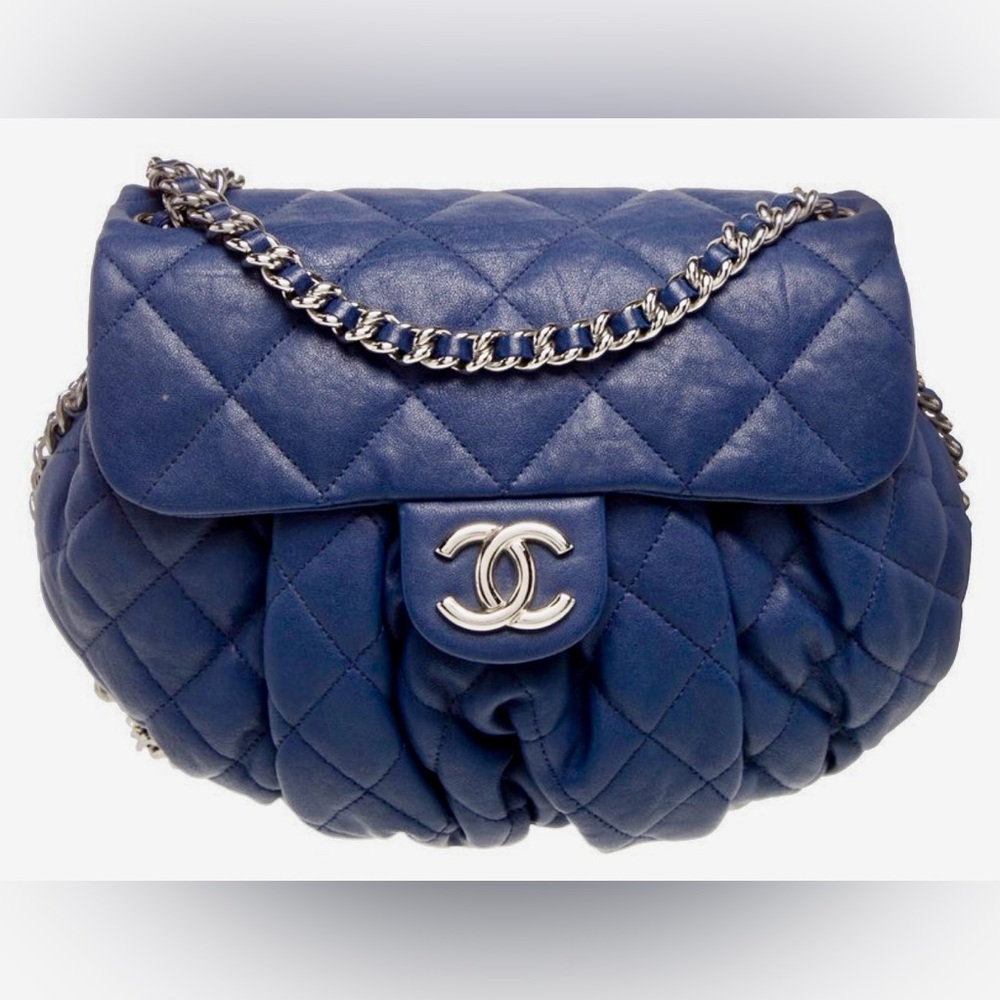 CHANEL medium chain around flap bag with Auth card Navy circa 2013